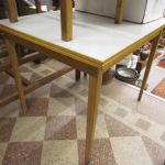 668 4645 DINING TABLE